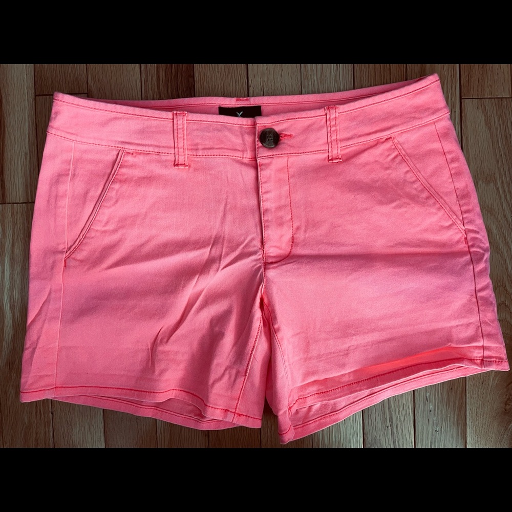 AE Khaki Midi Shorts, Bright Coral Size 6